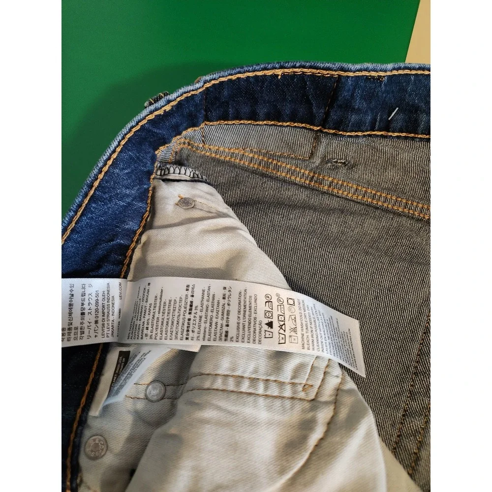 Levi's 502 Regular Taper Jeans Mens 38x32 Dark Wash Blue Stretch Denim